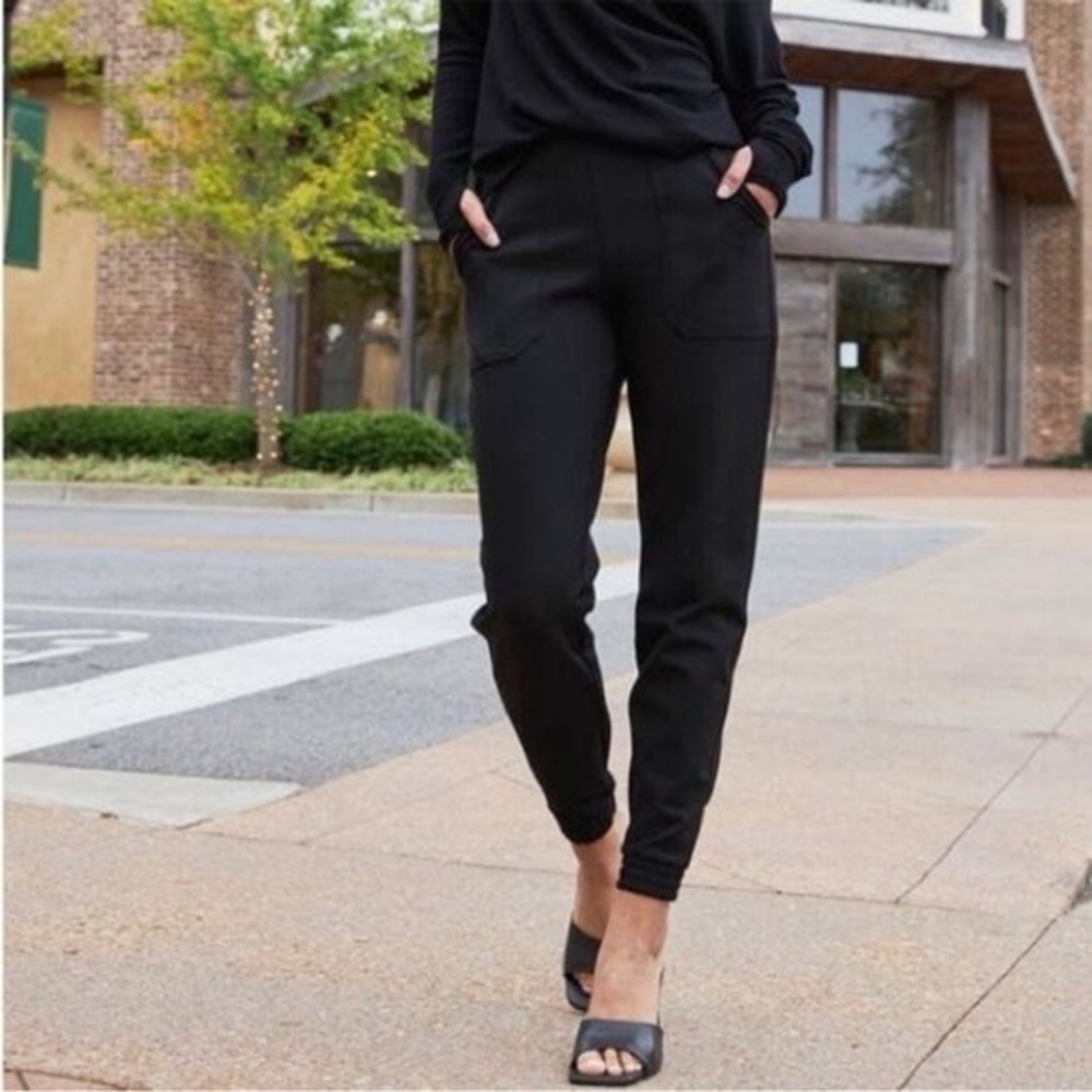 SPANX The Perfect Pant 4 Pocket Ankle Joggers Black Size Small